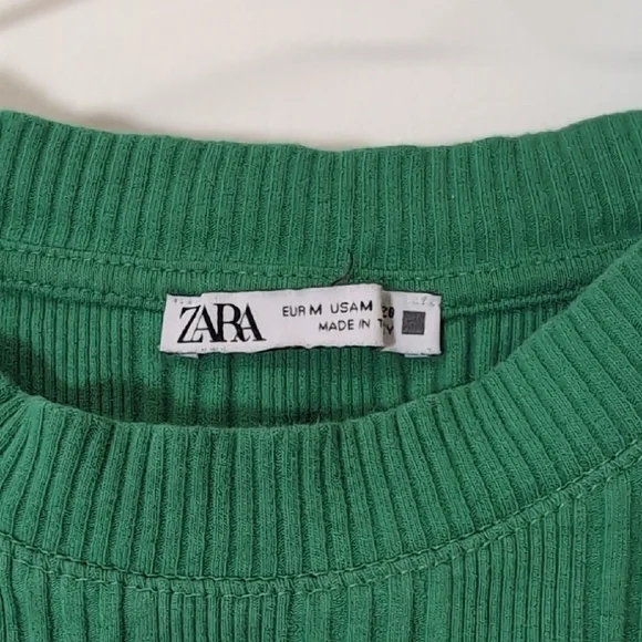 Zara Emerald Ribbed Tank Top - Picture 4 of 13